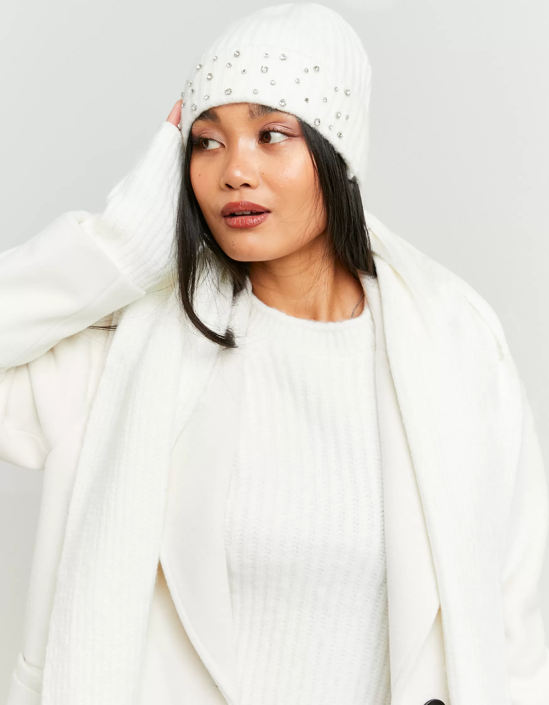Shop Bonnet en Maille avec Logo Orné de Strass Accessoires