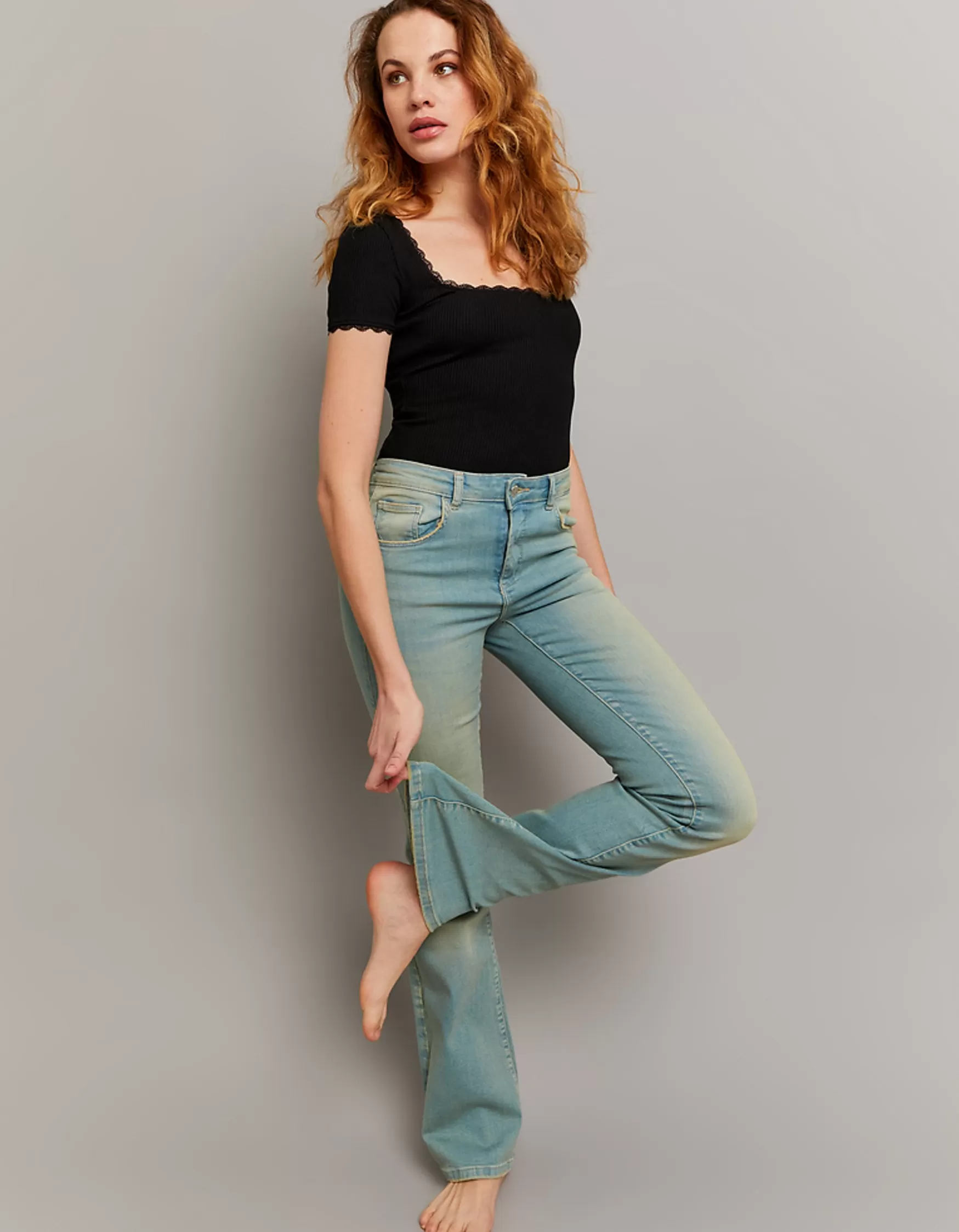 New Jean Flare Push Up Taille Mi-Haute Jeans