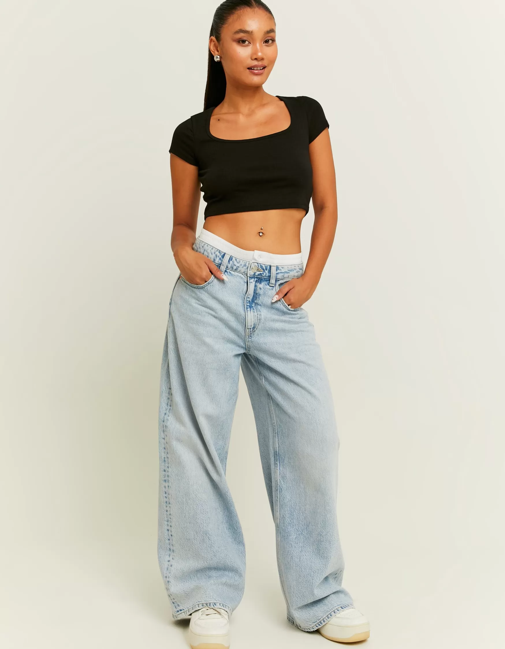 Fashion Jean Large Skater avec Détail Caleçon Jeans