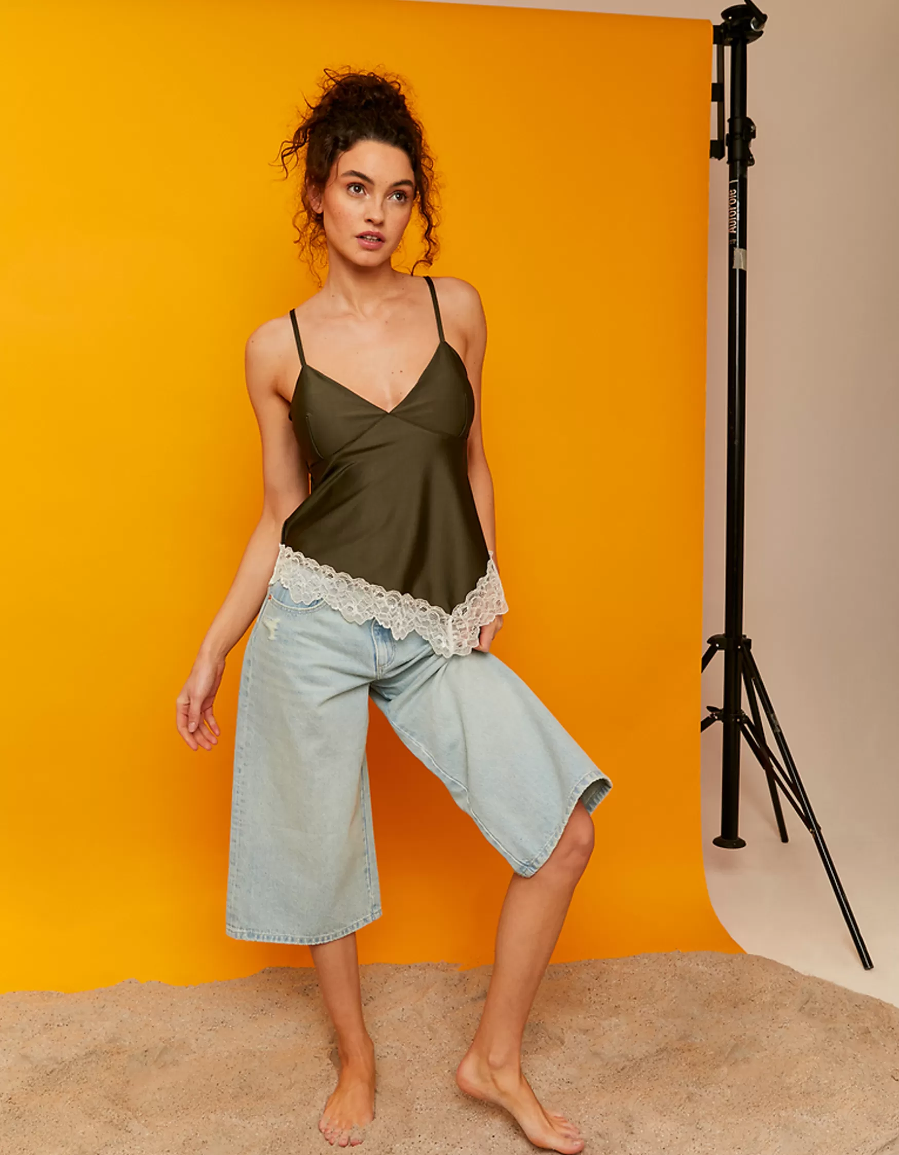 Store Jean Skater Shorts