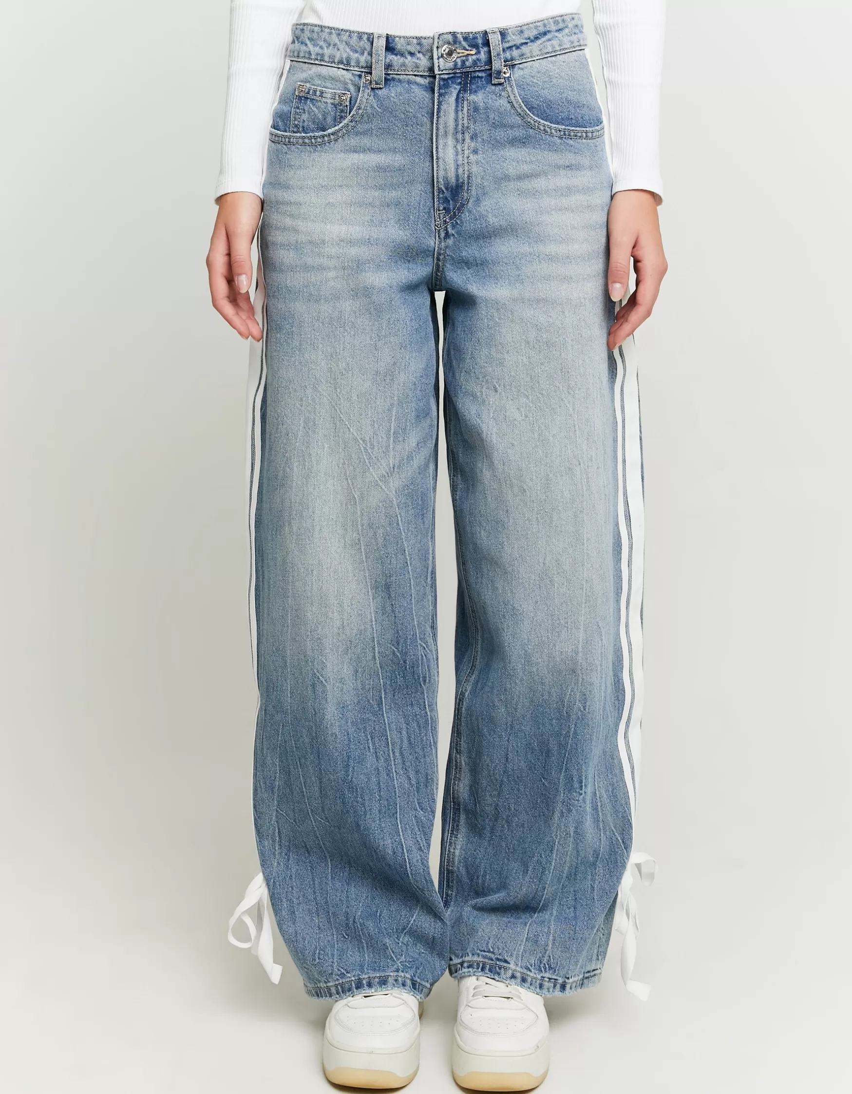 Cheap Jean Skater avec Détail Nœud Jeans