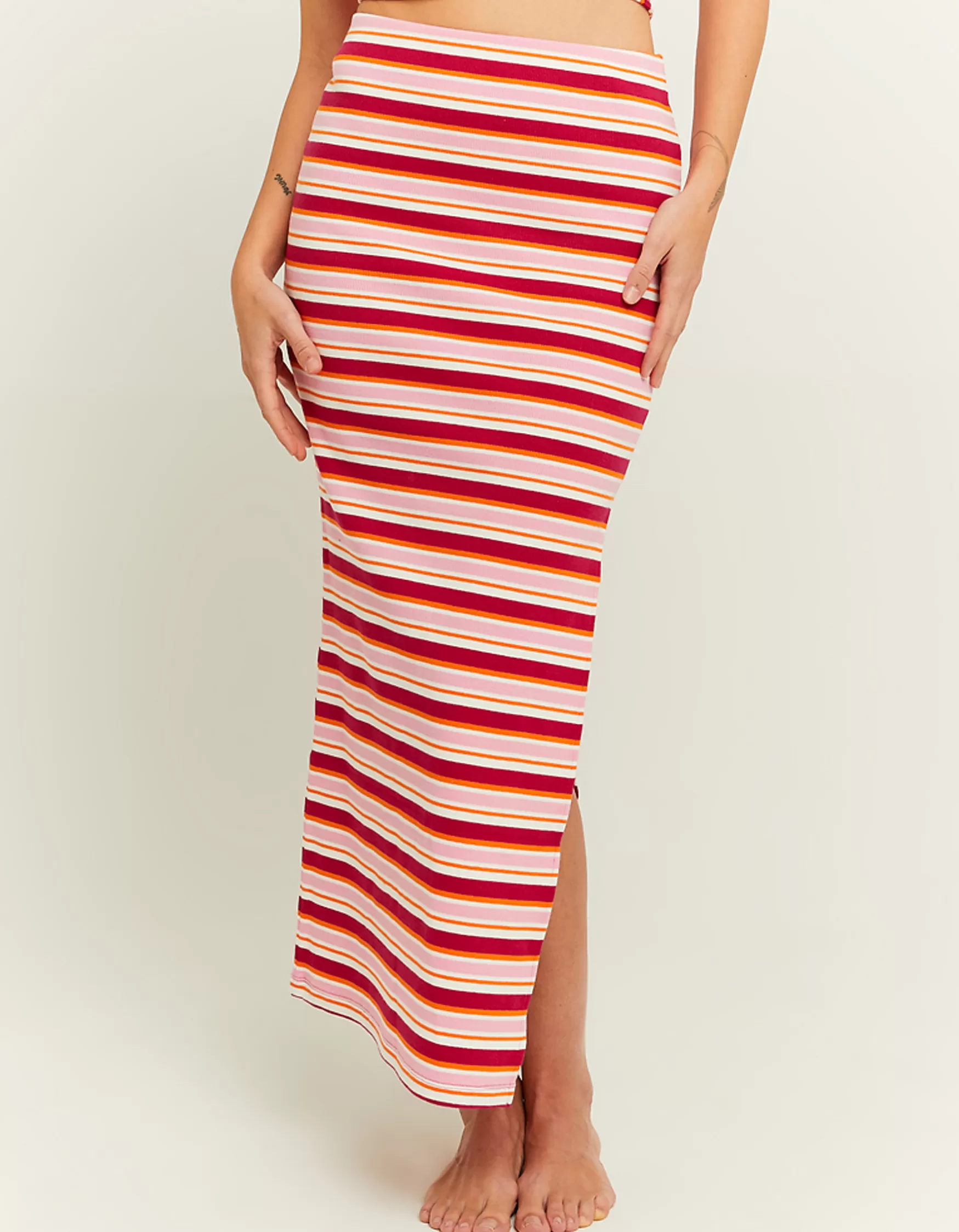 Hot Jupe Longue Rayée avec Fente Jupes | Total Look