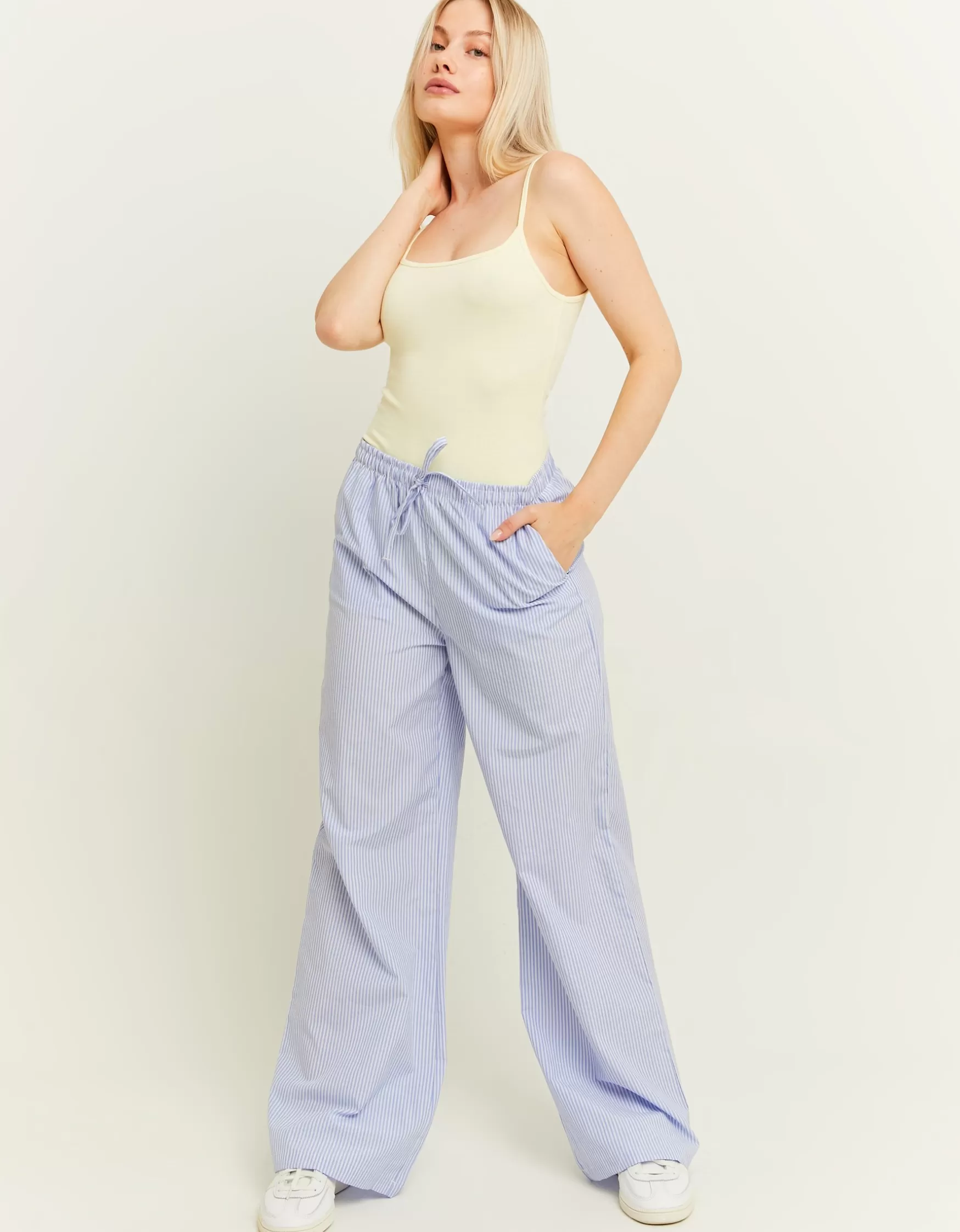 Sale pyjama rayé - style pantalon Pantalons
