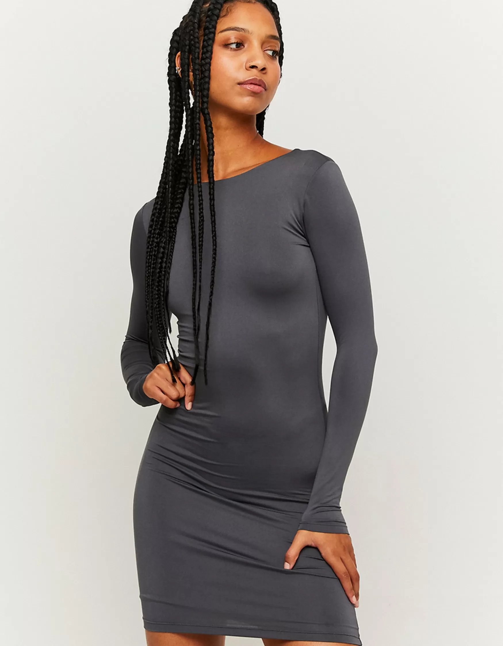 Flash Sale Robe courte e avec découpe au dos Robes