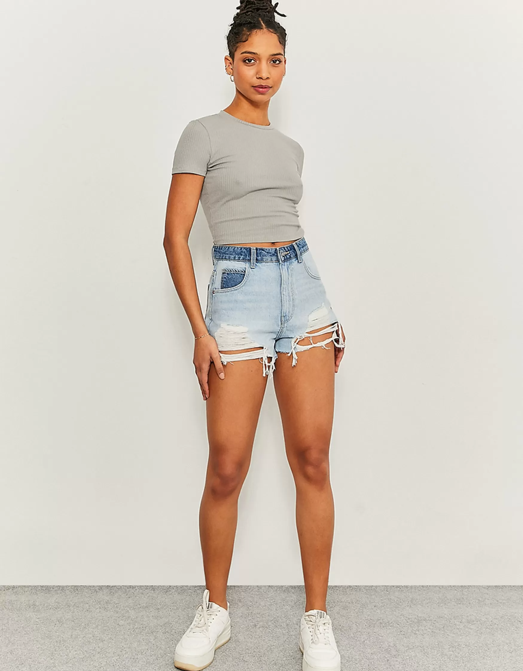 New Short Taille Haute Destroy Mom Shorts