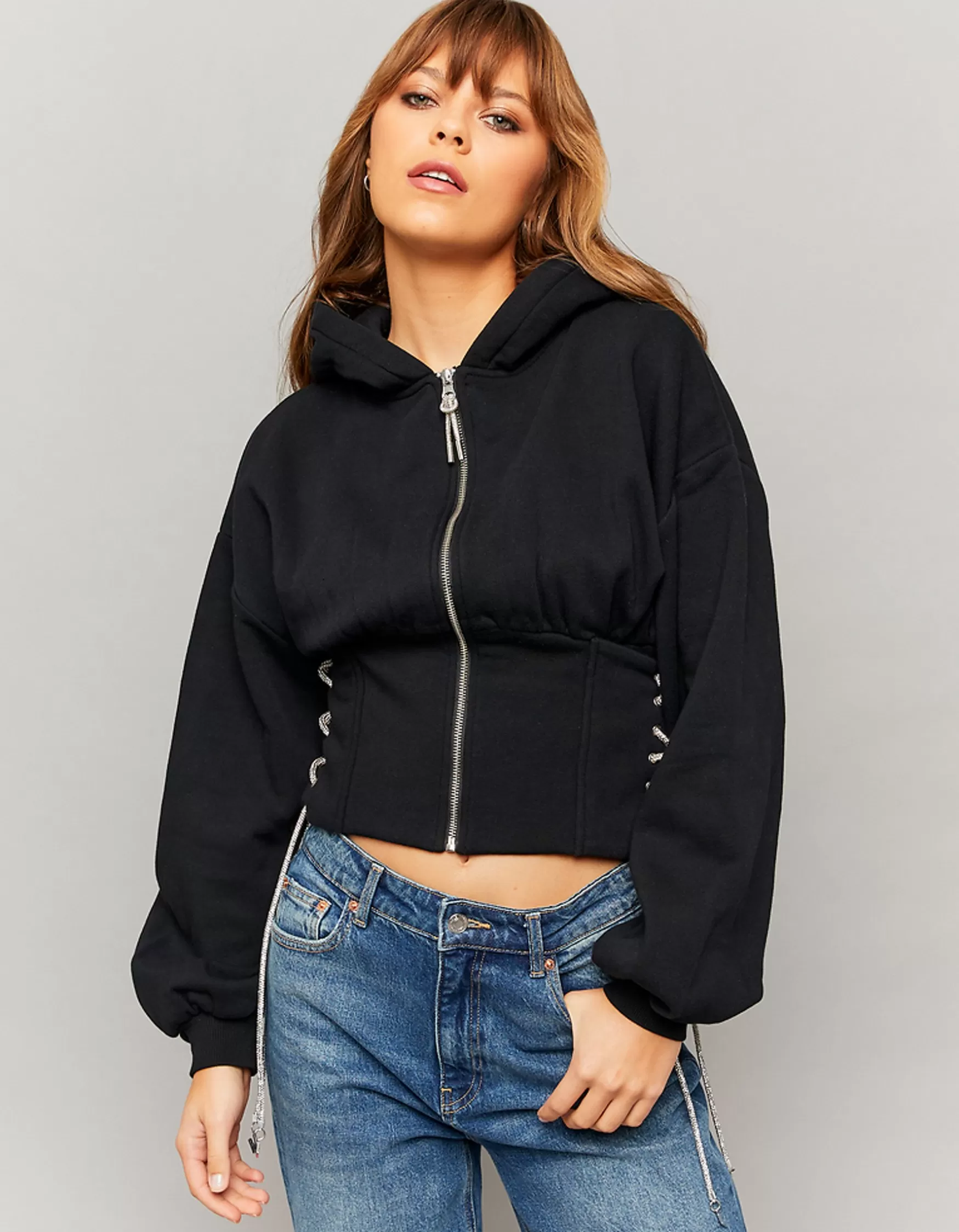 Outlet Sweat à capuche ajusté avec cordons en strass Sweats & Hoodies