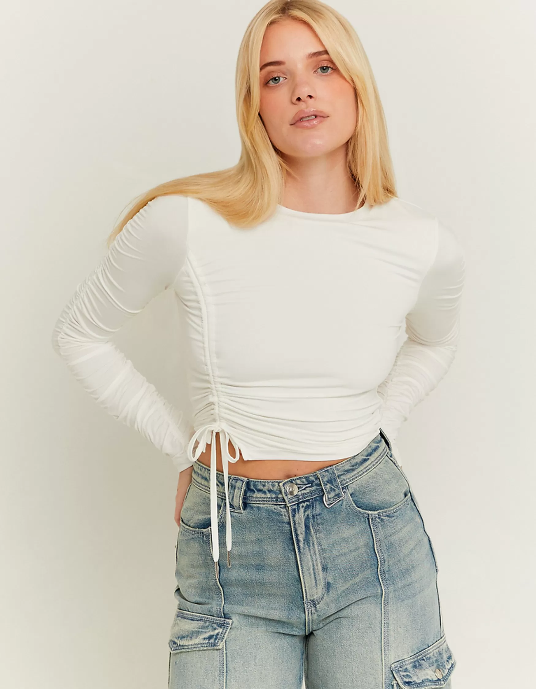 Cheap Top court avec détails fantaisie Tops