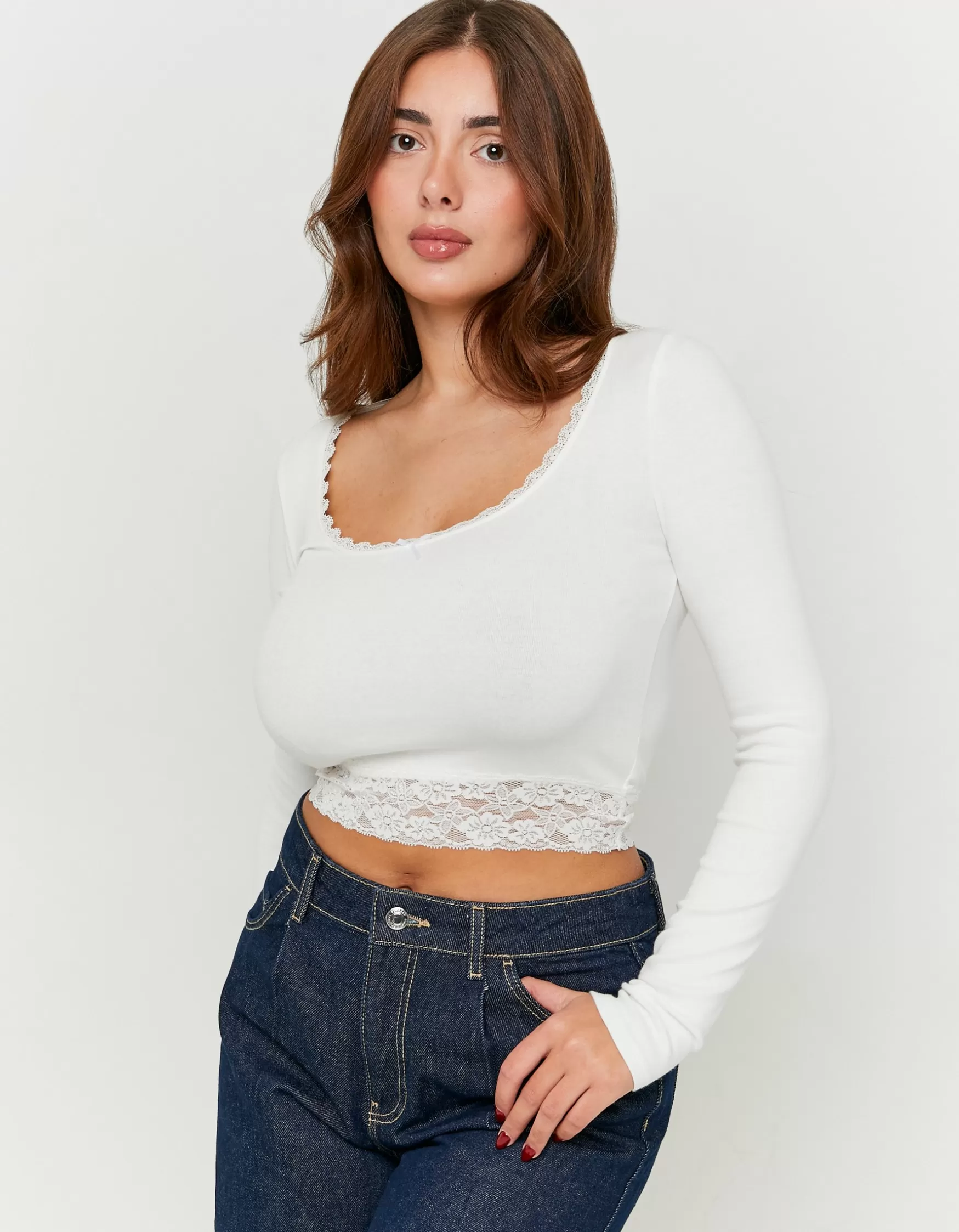 Outlet T-Shirt avec Détail Dentelle T-Shirts Basiques