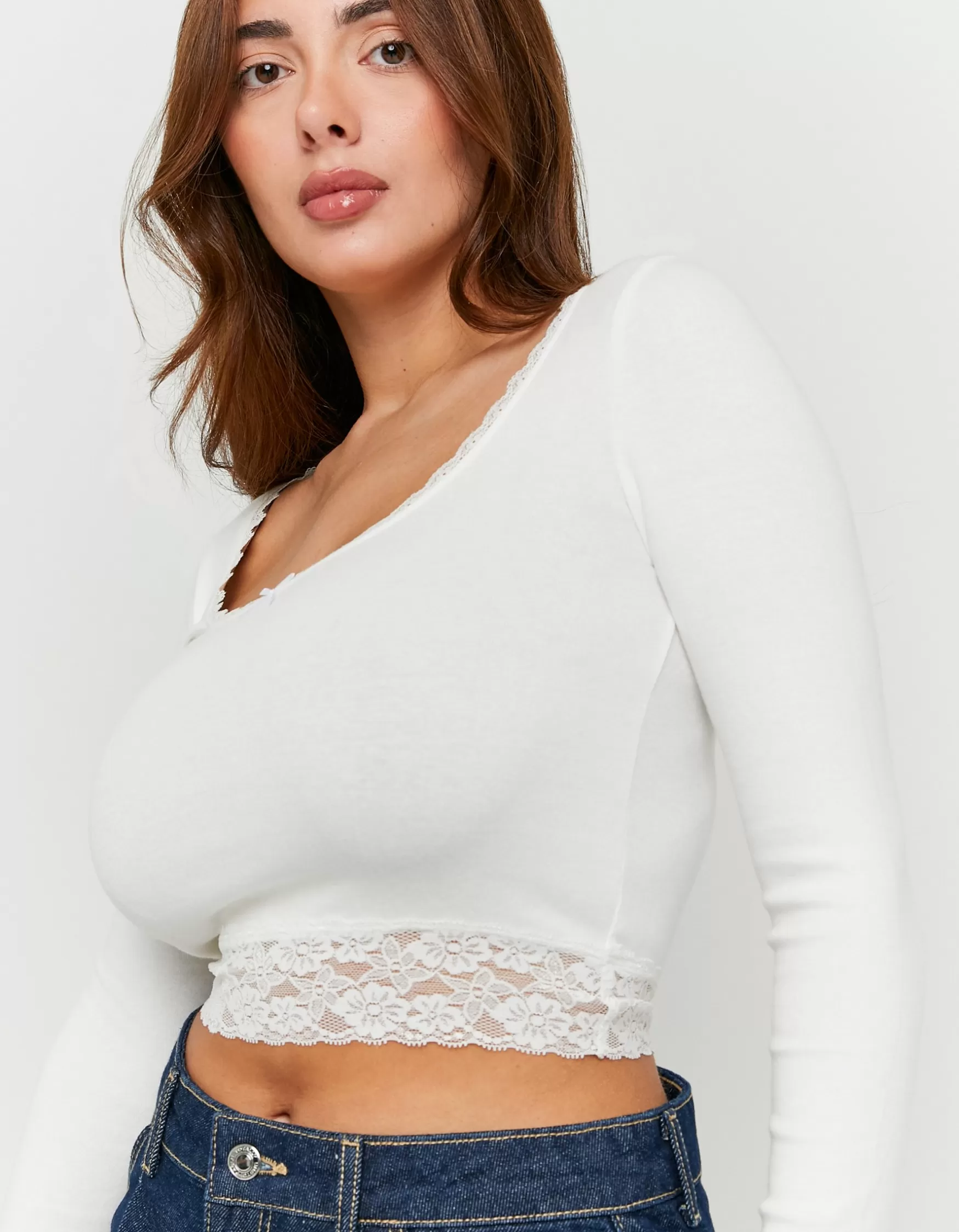 Outlet T-Shirt avec Détail Dentelle T-Shirts Basiques