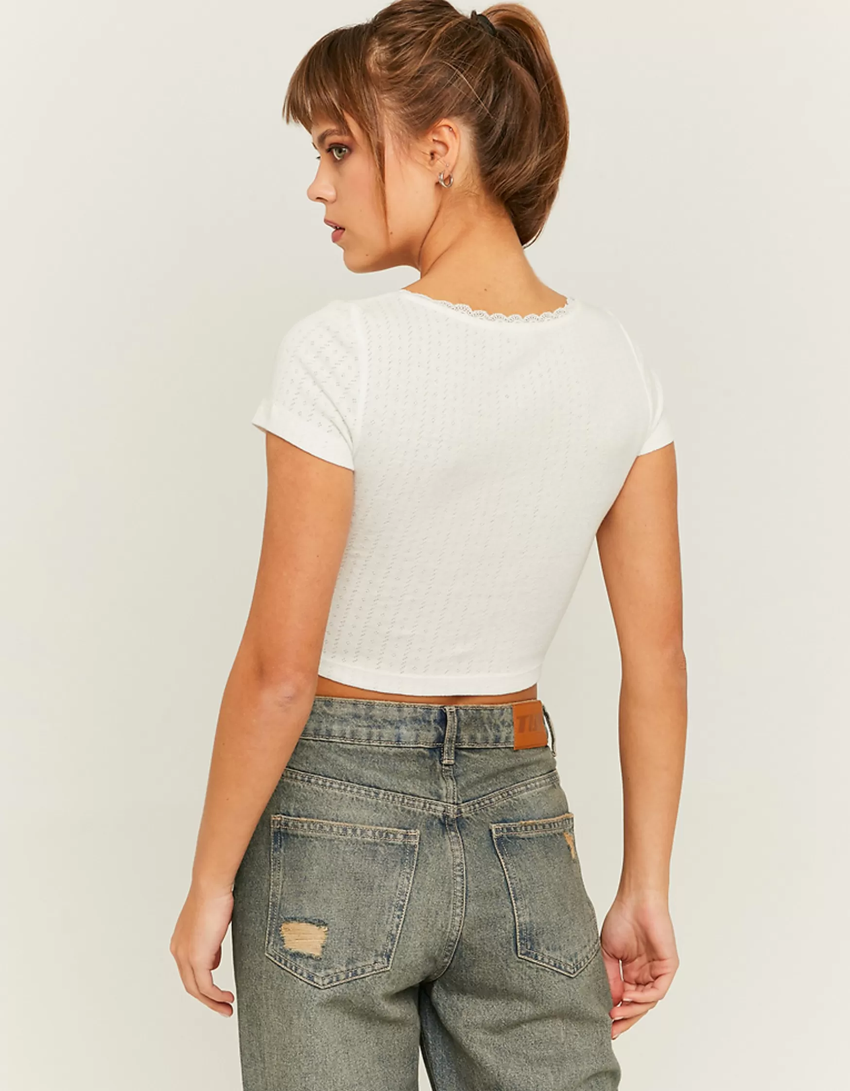 Flash Sale T-shirt basique en pointelle avec détails romantiques T-Shirts Basiques