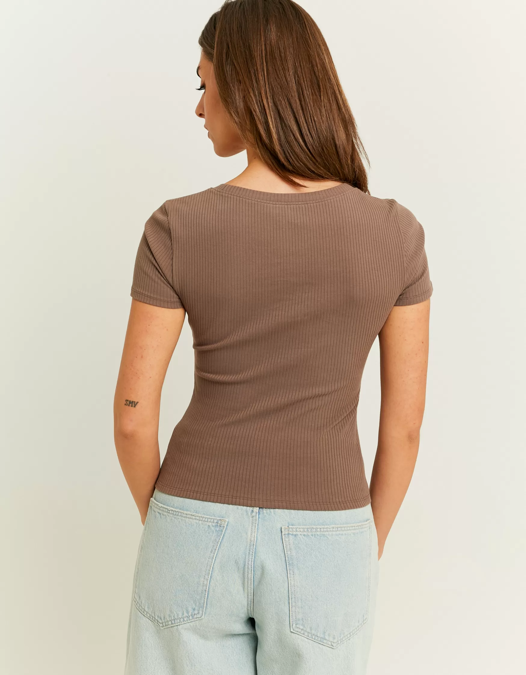 Hot T-Shirt Brun Coupe Droite T-Shirts Basiques